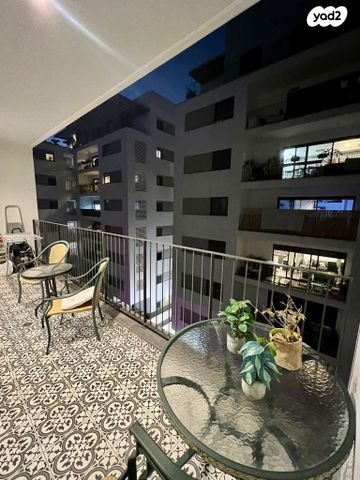 דירה, פרזון 19, יד אליהו, תל אביב יפו