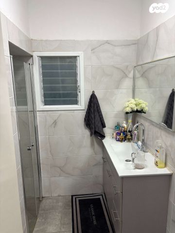 דירה, הגר"א 29, נאות רחל, חולון