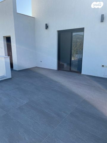 בית פרטי/ קוטג', הגפן 79, נחם, נחם