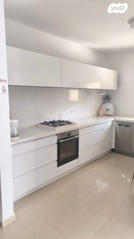 ישראל גלילי 25