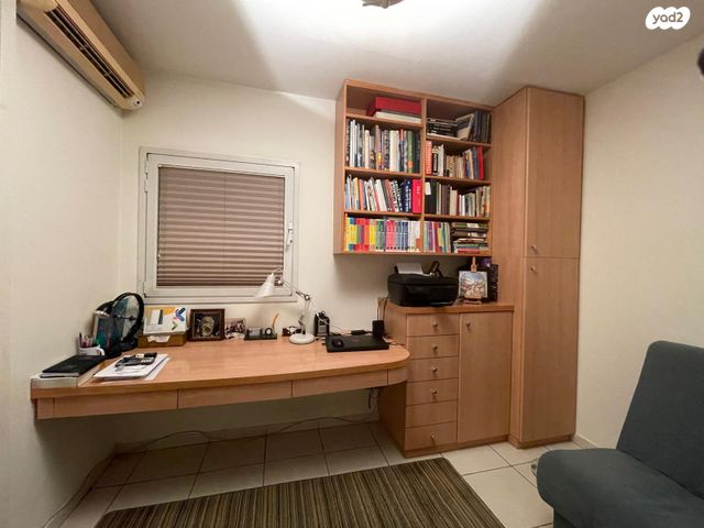 דירה, יגאל אלון 9, גני אילן, קרית אונו