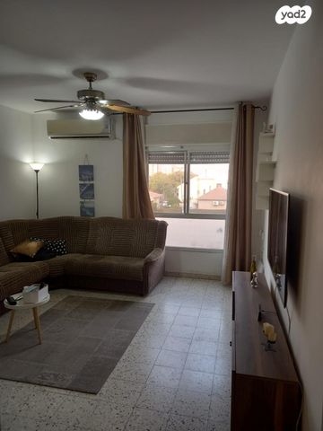 דירה, שדרות מלכי ישראל 215, שער הדרום, קרית גת