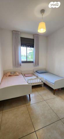 דירה, אהובה עוזרי 5, המחנה הצבאי, קרית מלאכי