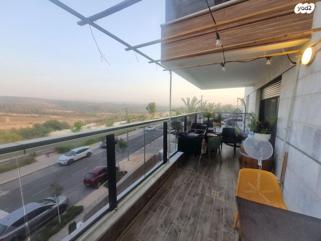 דירה, האחים 26, נווה שמיר רמת בית שמש ה-1, בית שמש