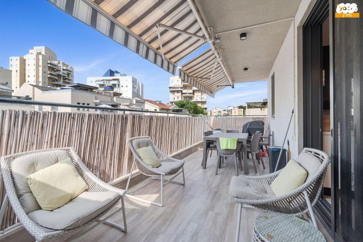 דופלקס, מרדכי מוטלה רוזנשטיין 15, רמב"ם, ראשון לציון