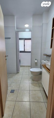 דירה, אהובה עוזרי 5, המחנה הצבאי, קרית מלאכי