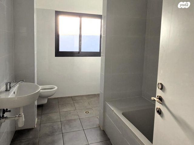 דו משפחתי, דרך הגלעד 99, מעלה אפרים, מעלה אפרים