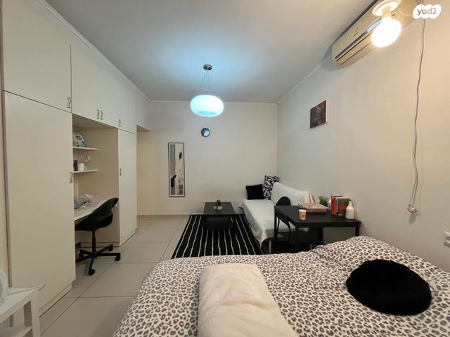 רחל הרשנזון 44