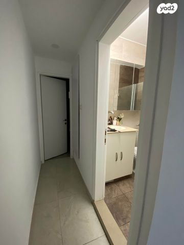 יחידת דיור, שדרות הנשיא וייצמן 18, מרכז העיר, חדרה