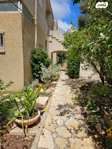 דירה, רחל 34, כרמליה, חיפה