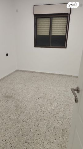 דירה, המייסדים 4, מרכז העיר, קרית אתא