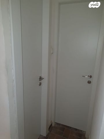 דירה, בלפור 48, רוטשילד עצמאות, בת ים