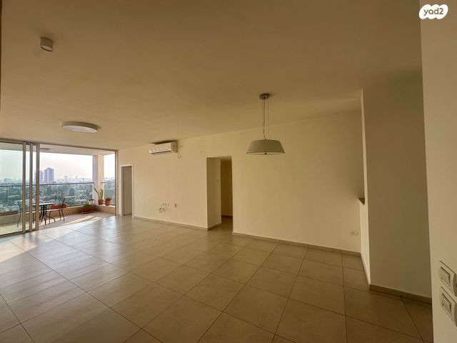 שרה אהרונסון 12