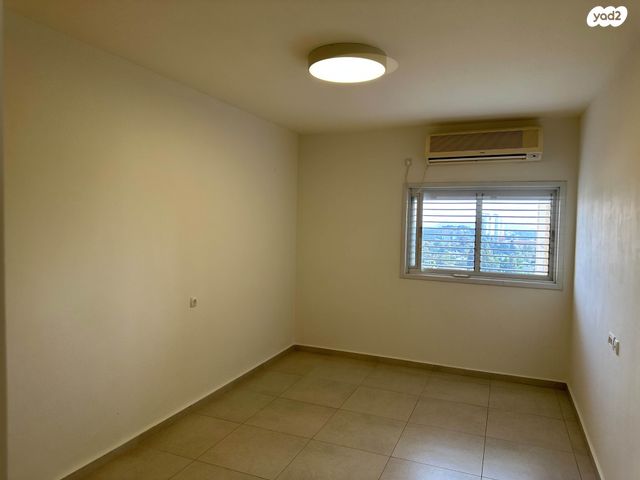 דירה, שרה אהרונסון 12, אזור הבילויים, רמת גן