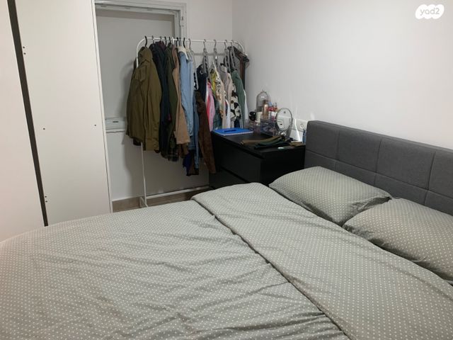 יחידת דיור, יגאל ידין 1, ראשונים, כפר סבא