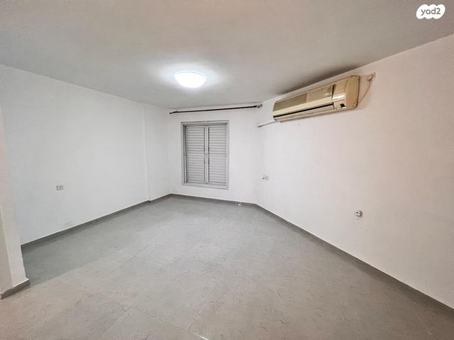 דירה, דרך משה דיין 27, התקוה, בית יעקב, נווה צה"ל, תל אביב יפו