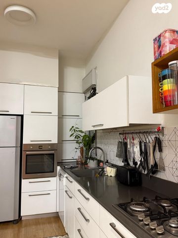 דירת גן, ז'בוטינסקי 1, ארלוזורוב, גבעתיים