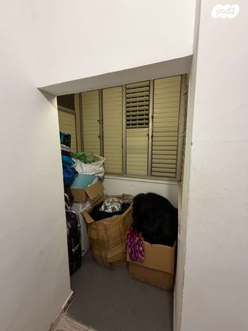 דירה, חנה סנש 25, גבעת הרמבם, גבעתיים