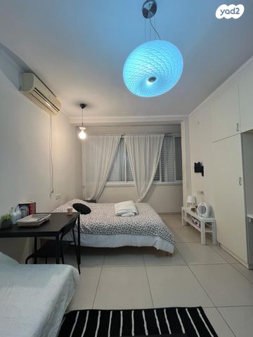 דירה, רחל הרשנזון 44, שעריים, רחובות