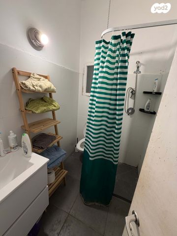 דירה, חנה סנש 25, גבעת הרמבם, גבעתיים