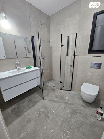 גג/ פנטהאוז, דגן 2, עמירם, פרדס חנה כרכור