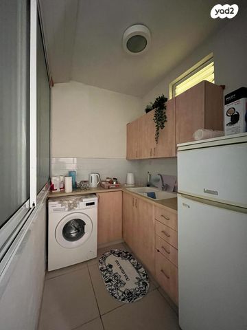 דירה, רחל הרשנזון 44, שעריים, רחובות