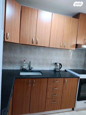 דירה, דרך הציונות 35, רובע ג', אריאל