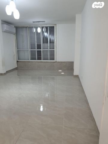 דירה, שבטי ישראל 62, קרית חיים מזרחית, חיפה