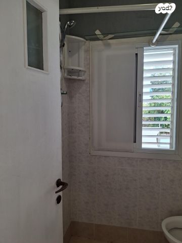 דירה, חבר 16, קרית בורוכוב, רמת גן