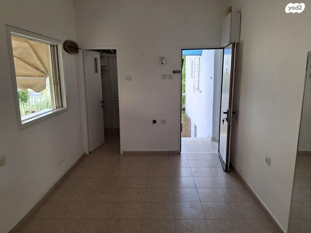 דירה, חבר 16, קרית בורוכוב, רמת גן