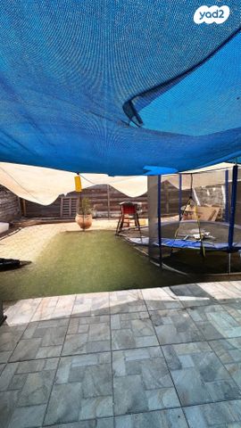 דירת גן, ז'בוטינסקי 12, צור שלום, קרית ביאליק