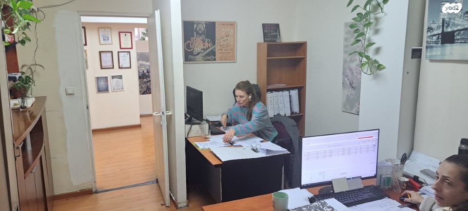 משרדים, יצחק שדה 34, מונטיפיורי, הרכבת, תל אביב יפו