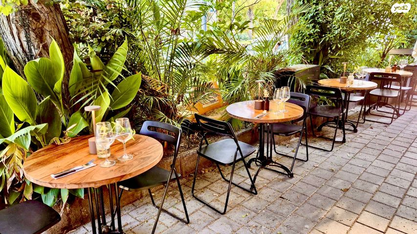 חנויות/ שטח מסחרי, לויטן 1, נווה אביבים, תל אביב יפו