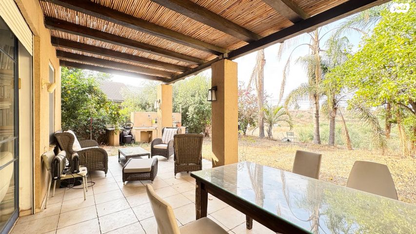 בית פרטי/ קוטג', צבי ארקין 15, גבעת העיריות, גדרה