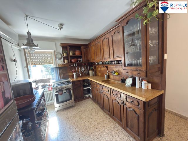 גג/ פנטהאוז, גדליה בובליק 15, רמות, ירושלים