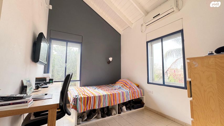 בית פרטי/ קוטג', צבי ארקין 15, גבעת העיריות, גדרה