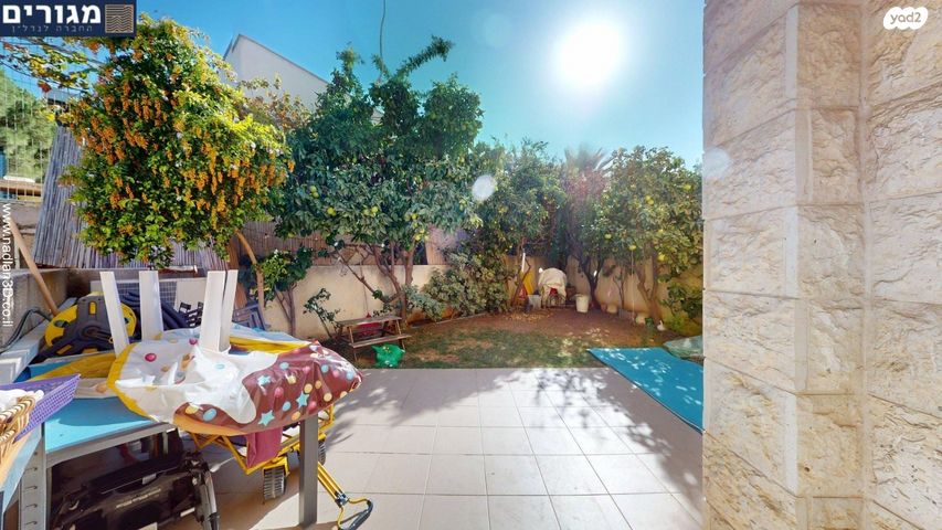 דירת גן, שושנת הכרמל, כרמל מערבי, חיפה