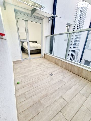 גג/ פנטהאוז, צאלים 10, נאות רחל, חולון