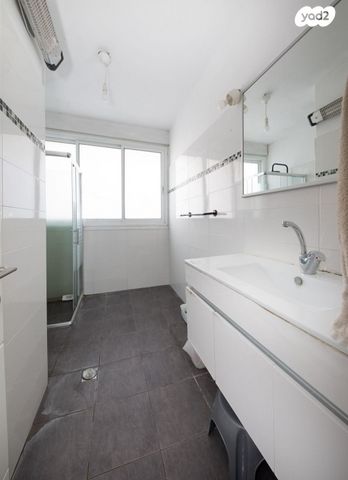 דירה, רמז, מערב ותיק, ראשון לציון