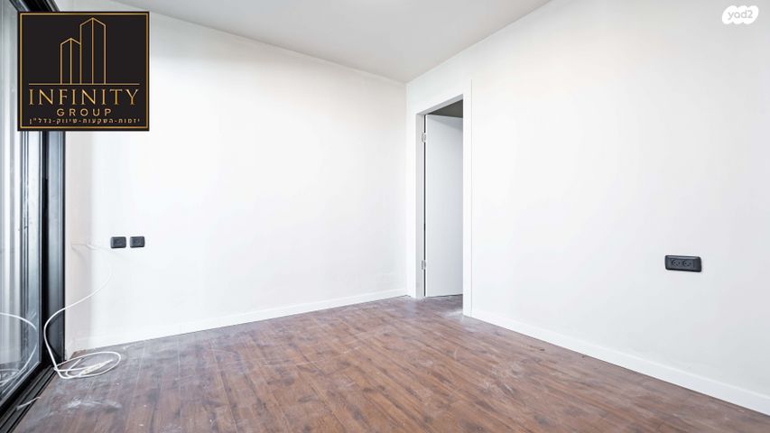 גג/ פנטהאוז, דוד אלעזר, בית וקאנטרי, גיורא יוספטל, גבעת שמואל