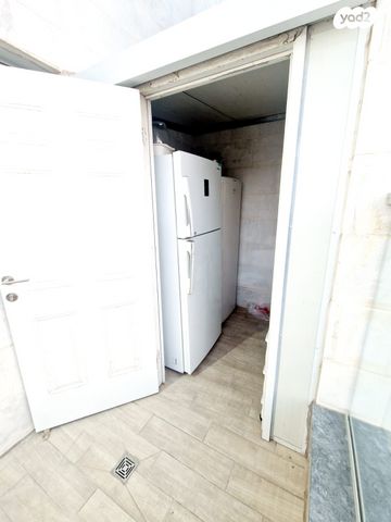 גג/ פנטהאוז, צאלים 10, נאות רחל, חולון