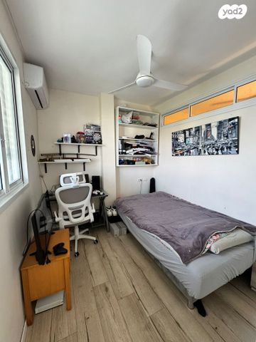 דירה, חוה לוצקי 4, א' / צפון מזרח העיר, רחובות