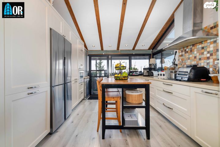 גג/ פנטהאוז, גינוסר, קרית גנים, ראשון לציון