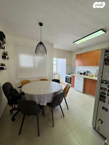 דירה, חוה לוצקי 4, א' / צפון מזרח העיר, רחובות