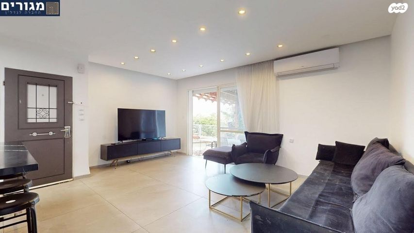 דירת גן, השזיף, רמות יצחק, נשר