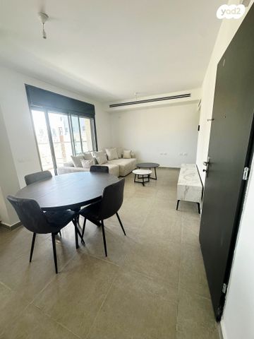 גולדה מאיר 52