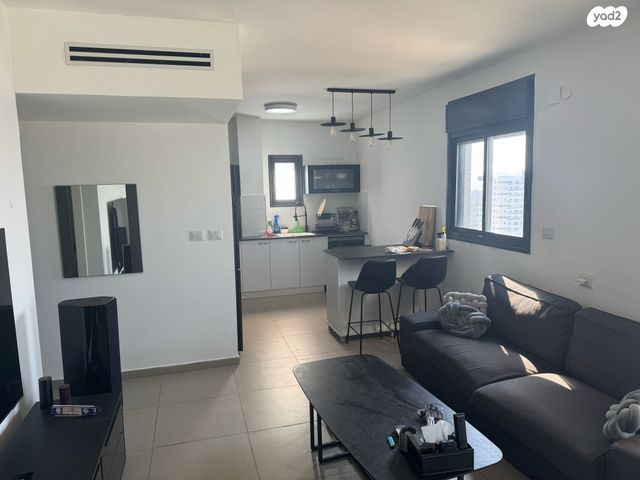 דירה, עפרה חזה 4, משכנות האומנים, קרית מוצקין