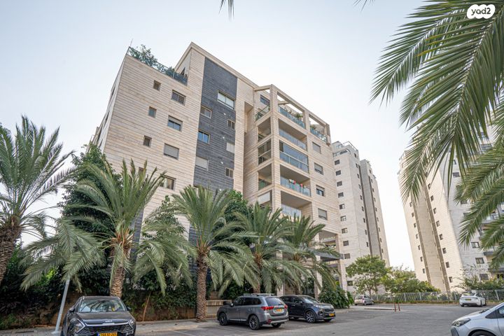 דירה, שלמה וחיה אנגל 35, כפר סבא הירוקה, כפר סבא