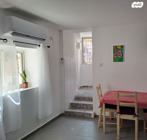 דירה, קיסריה 22, חיפה