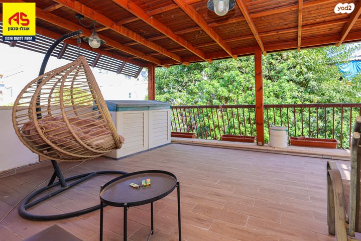 ד"ר אברהם אליהו הרכבי 